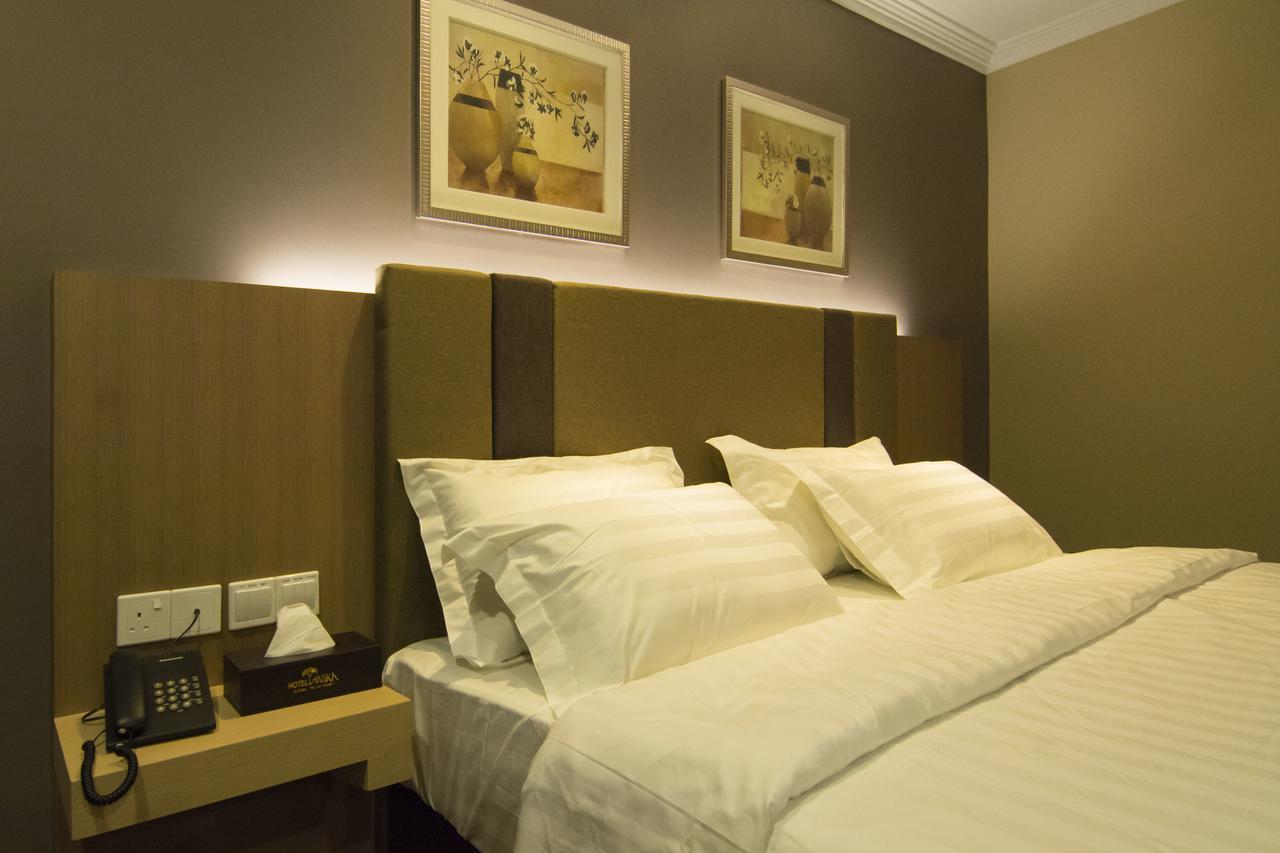 Hotel Anika Keluang Eksteriør bilde